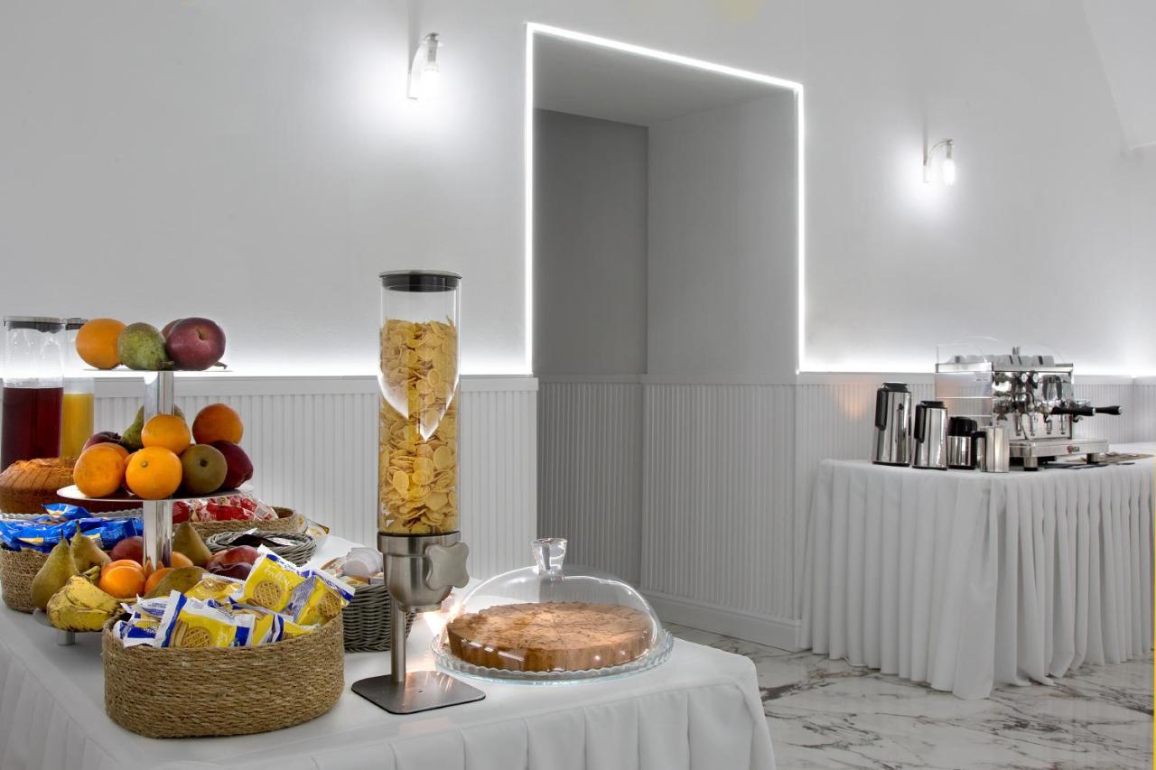 Hotel Palazzo Sant'Antonio Napoli Esterno foto